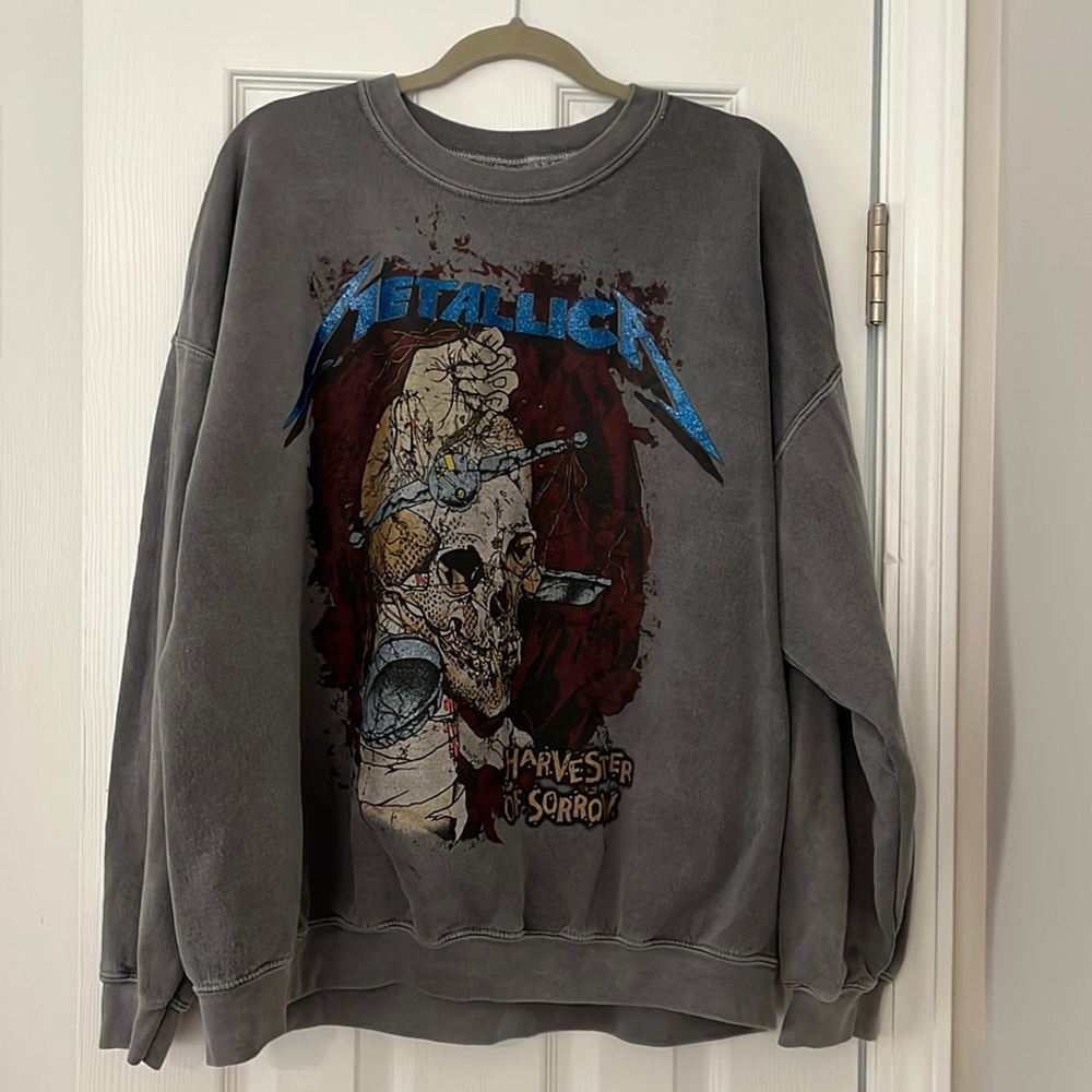 METALLICA Urban Outfitters Oversized Women’s Sweatshirt Size S/M